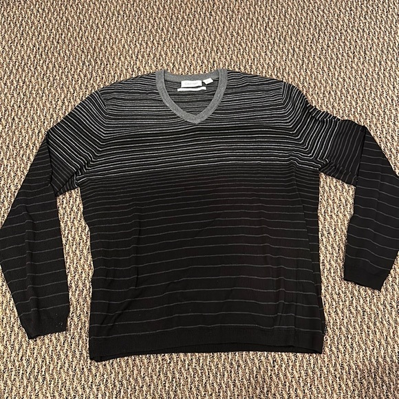 NEW Calvin Klein Mens Ombre Stripe Pullover Sweater - Picture 3 of 6